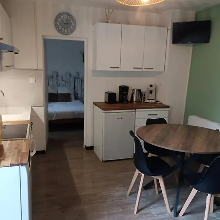 Maison De Face Plan D'eau Classee Дом отдыха