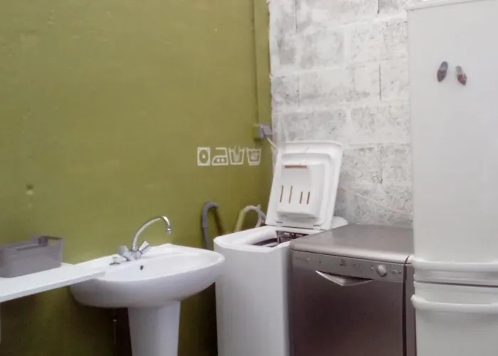 Maison De Face Plan D'eau Classee 滨海拉福特